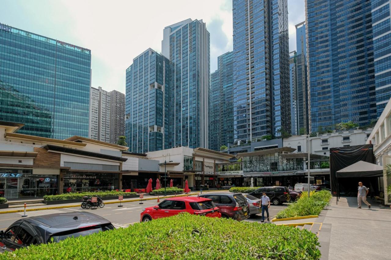 Cityscape View 2Br In Uptown Bgc W 200Mbps Wifi Taguig Buitenkant foto