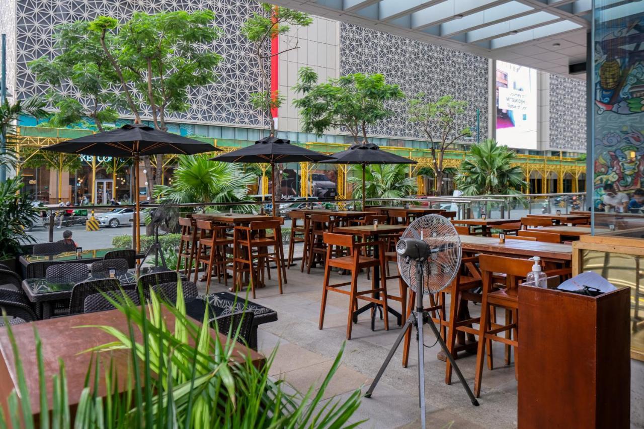 Cityscape View 2Br In Uptown Bgc W 200Mbps Wifi Taguig Buitenkant foto
