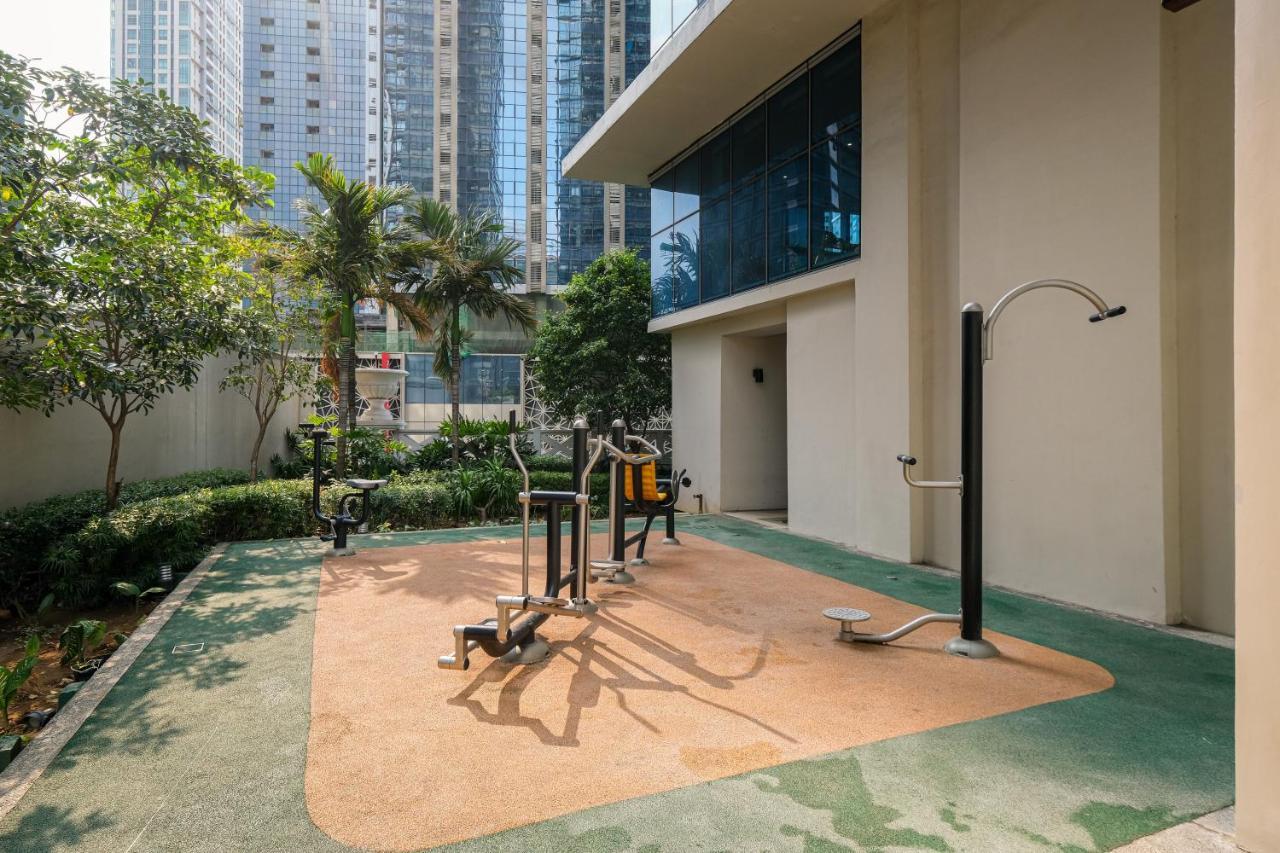 Cityscape View 2Br In Uptown Bgc W 200Mbps Wifi Taguig Buitenkant foto
