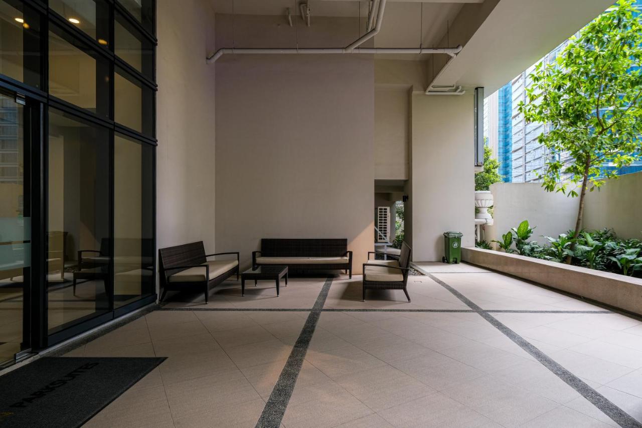 Cityscape View 2Br In Uptown Bgc W 200Mbps Wifi Taguig Buitenkant foto