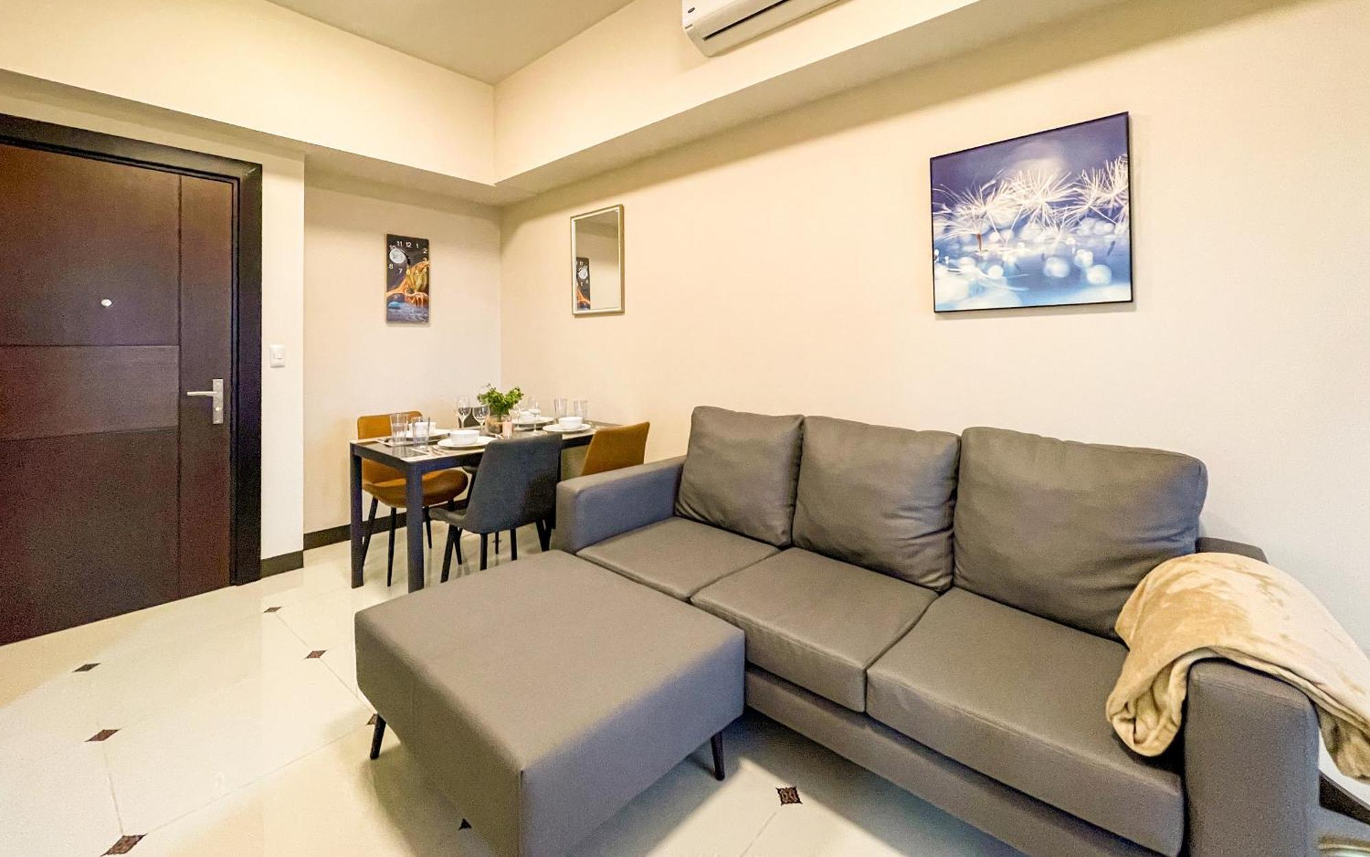 Cityscape View 2Br In Uptown Bgc W 200Mbps Wifi Taguig Buitenkant foto