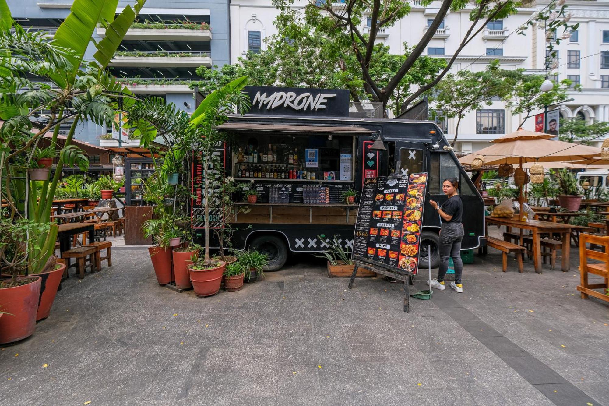 Cityscape View 2Br In Uptown Bgc W 200Mbps Wifi Taguig Buitenkant foto