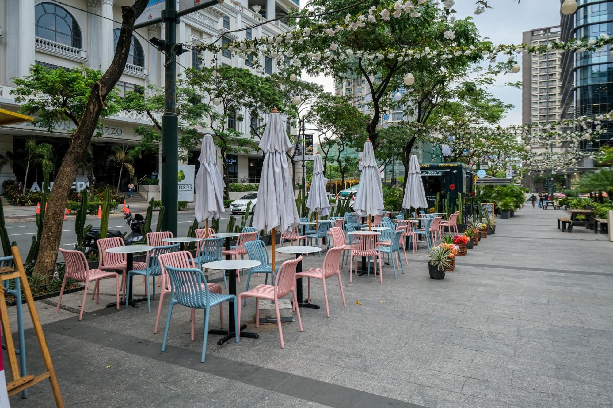 Cityscape View 2Br In Uptown Bgc W 200Mbps Wifi Taguig Buitenkant foto